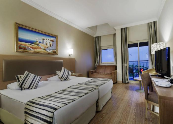 Crystal Tat Beach Golf Resort & Spa - All Inclusive