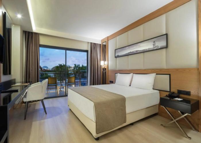 Aydinbey Queen's Palace & Spa - Ultra All Inclusive