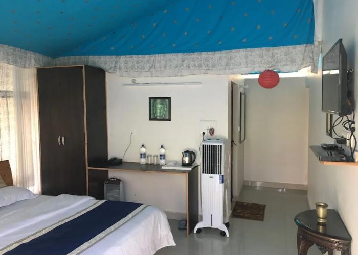 Tatva Bir Tents and Hotel