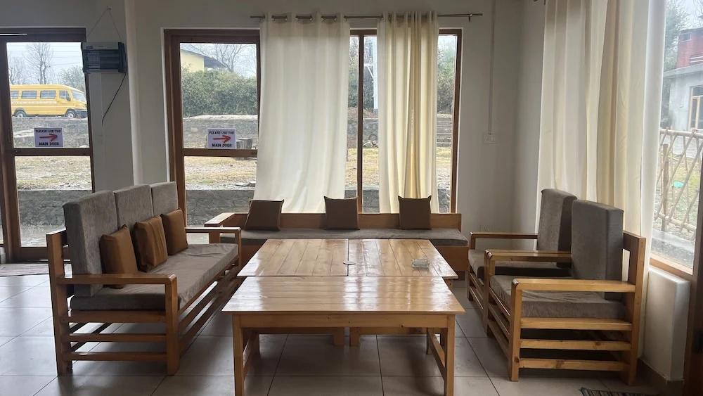 фото Flyscape Hostel