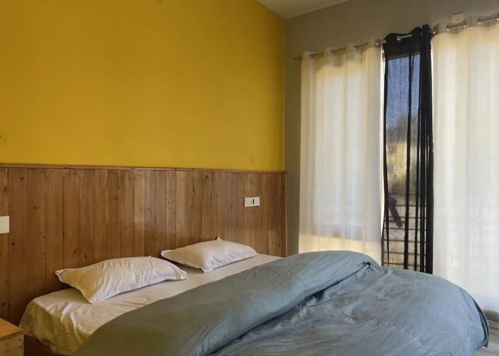 Flyscape Hostel