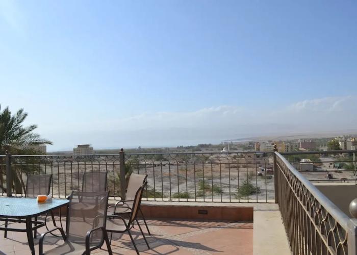 Thara Dead Sea