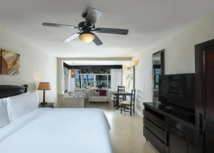 Hidden Beach Resort Au Naturel Adults Only, Catamarán, Cenote & More Inclusive