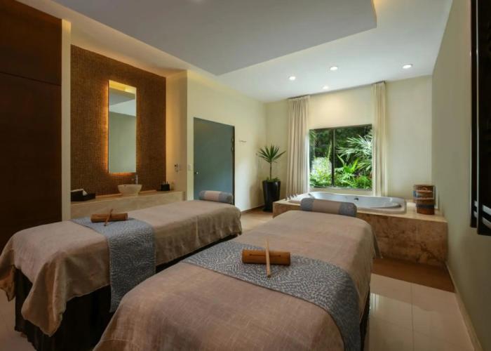 Hidden Beach Resort Au Naturel Adults Only, Catamarán, Cenote & More Inclusive