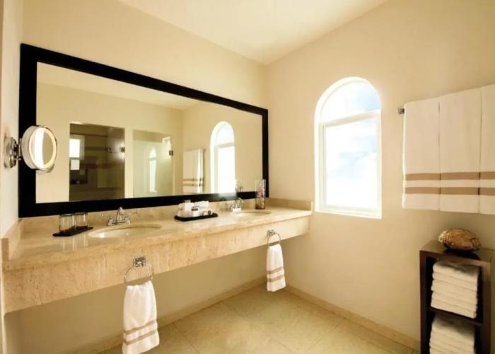 Hidden Beach Resort Au Naturel Adults Only, Catamarán, Cenote & More Inclusive