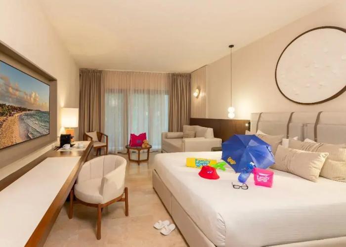 Family Selection At Grand Palladium Kantenah Resort & Spa - All Inclusive