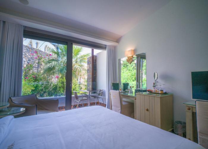 Royal Marmin Bay Boutique & Art Hotel - Adults Only