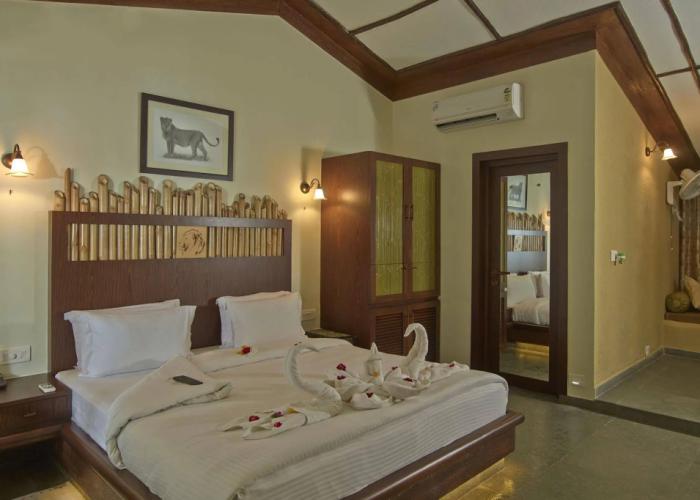 Asiatic Lion Lodge