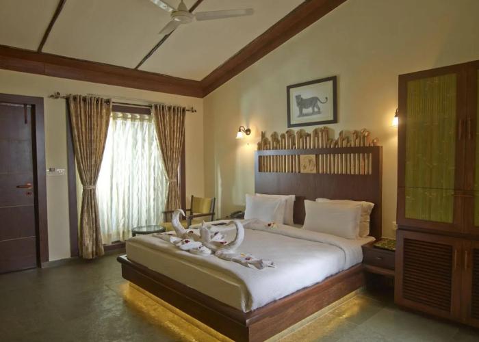 Asiatic Lion Lodge