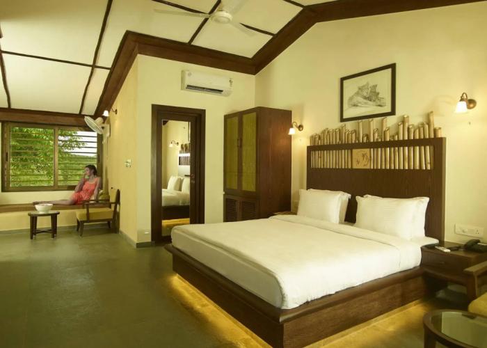 Asiatic Lion Lodge