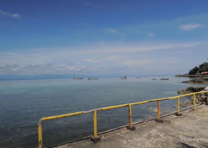 Gorion Beach Resort