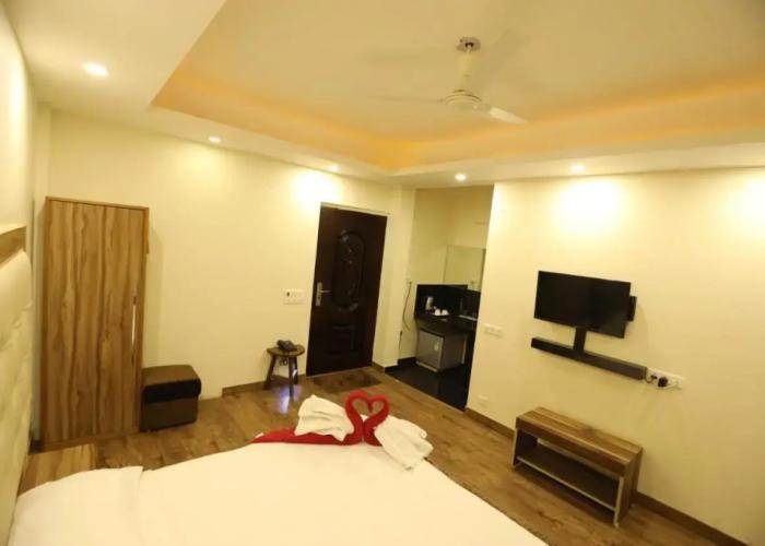 Avenue 18 Resort
