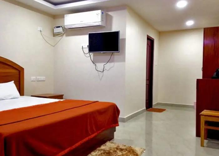 Hotel Neha Palace