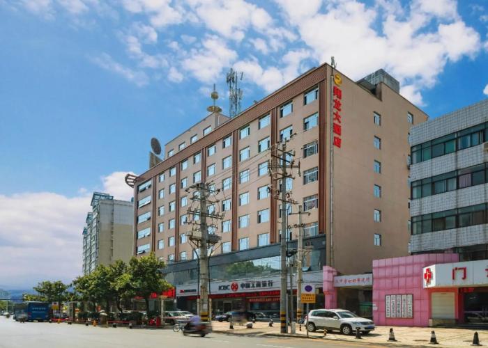 Soaring Dragon Hotel