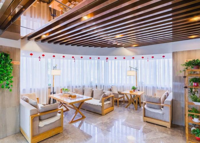 Soaring Dragon Hotel