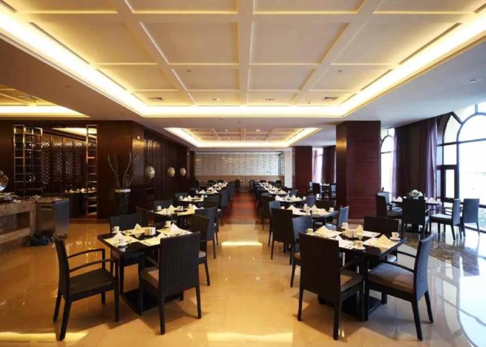 Haiyang Shenglong Jianguo Hotel