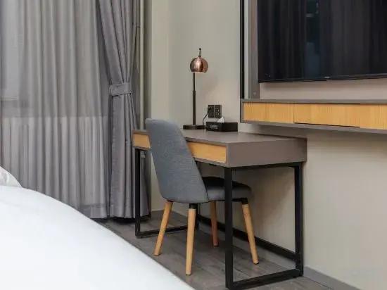 Homeinn Selected Hotel (Haiyang Xinyuan Square)