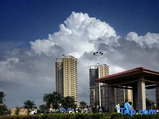 Longkou Fujing Holiday Hotel