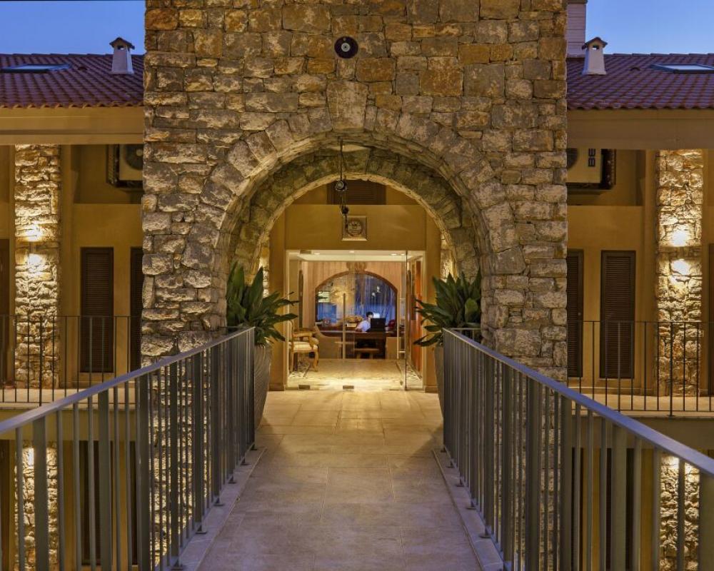 Martı Hemithea Hotel