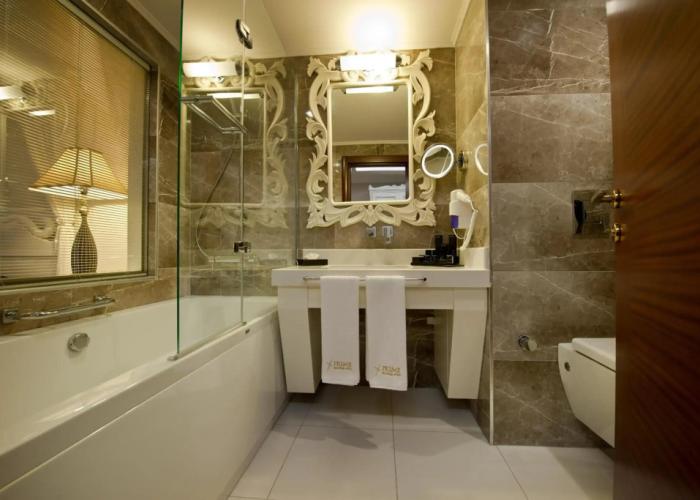 Martı Hemithea Hotel