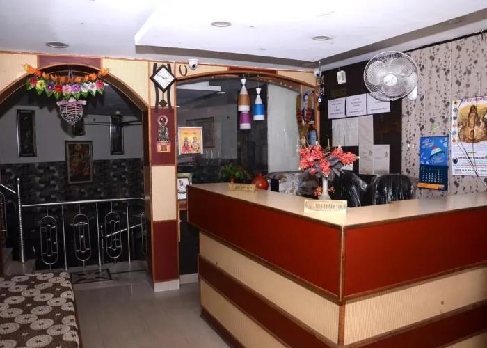 Hotel Dharam Villa