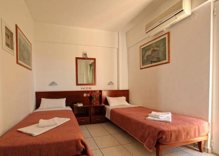 Hotel Dharam Villa