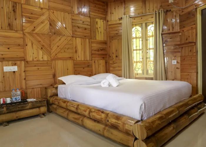 Resort Trimurti