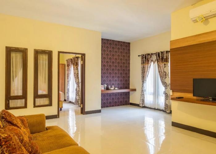 Aleyra Hotel and Villa Garut