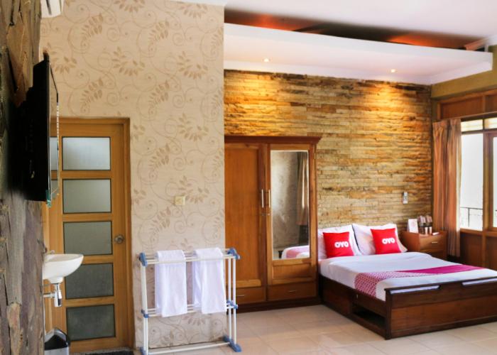 OYO 1722 Villa Ciparay Indah