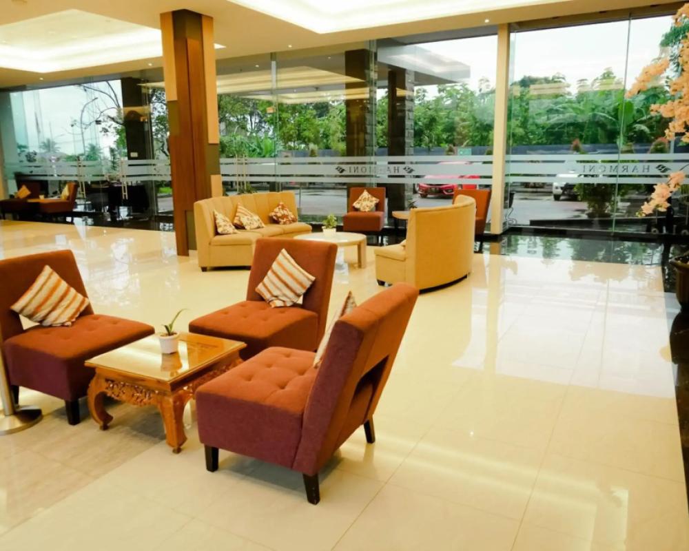фото Harmoni Hotel Garut