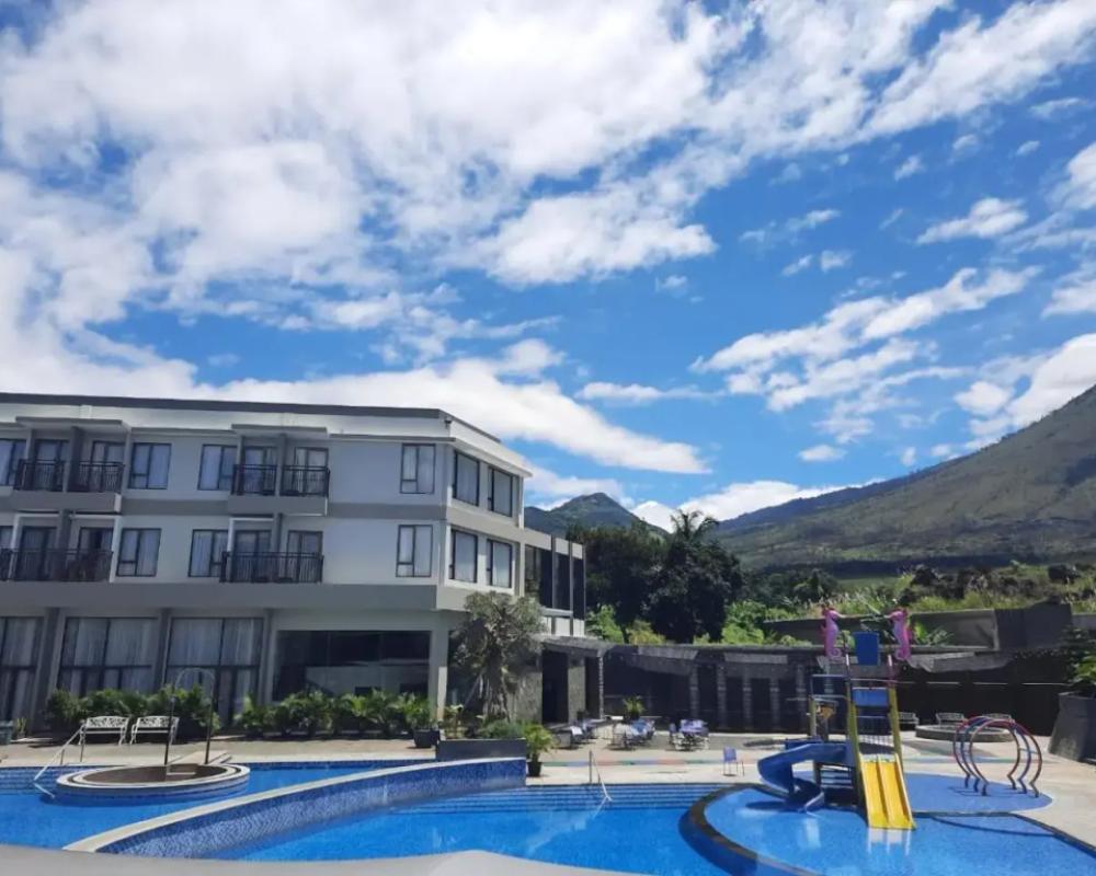 фото Harmoni Hotel Garut