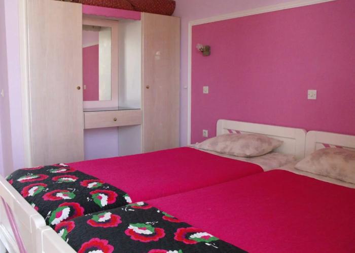 Mathraki Resort