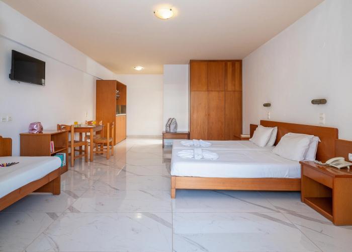 Anthoula Village Hotel