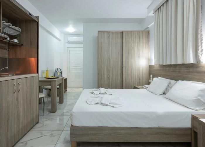 Anthoula Village Hotel