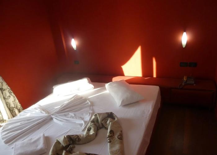 Hotel Red Apple