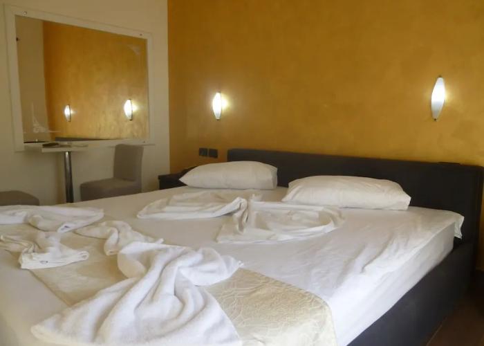 Hotel Red Apple
