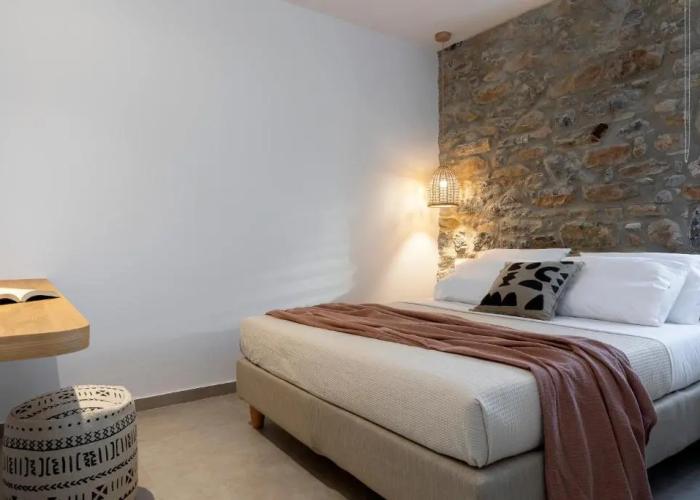 Lichnos Luxury Suites