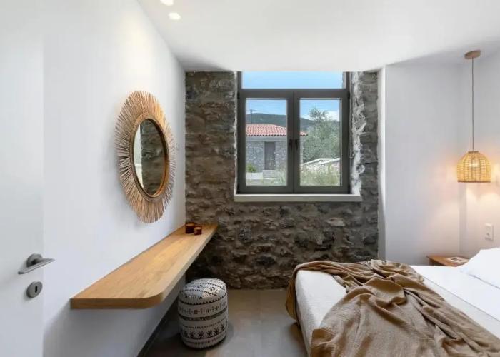 Lichnos Luxury Suites