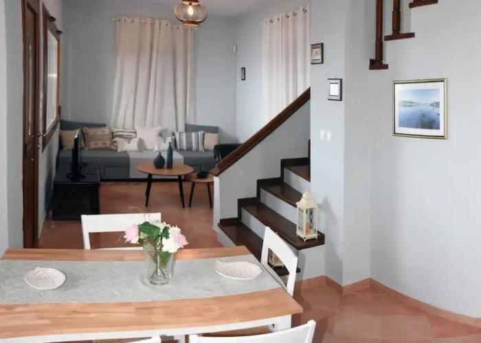 Goddesses Villa 1 in Nies