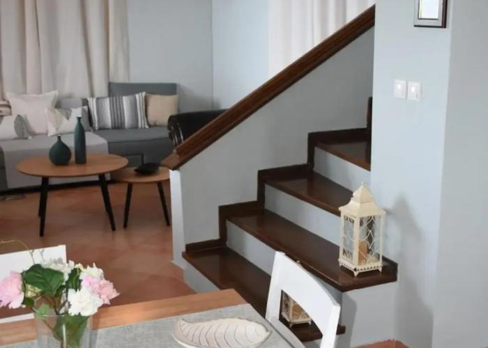 Goddesses Villa 1 in Nies