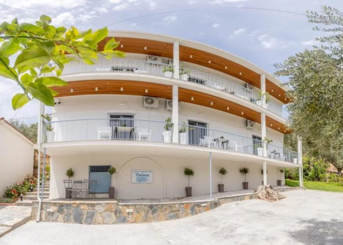 Pteleo apartments