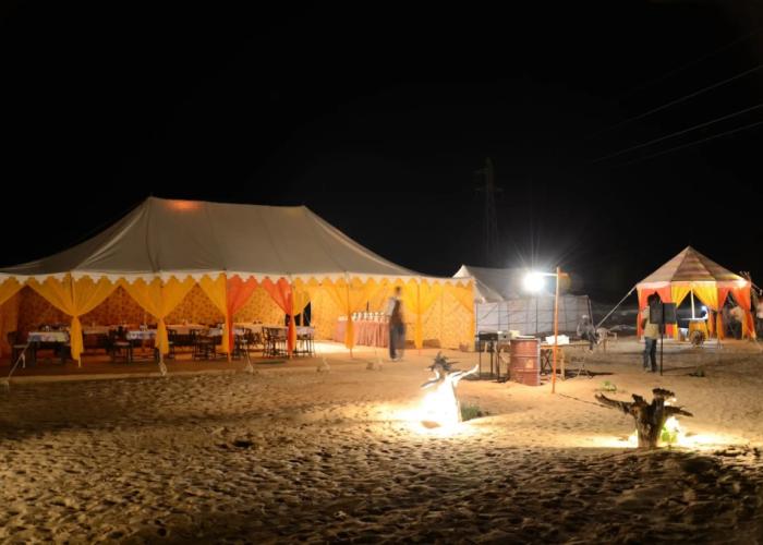 Sheesh Mahal Desert Camp