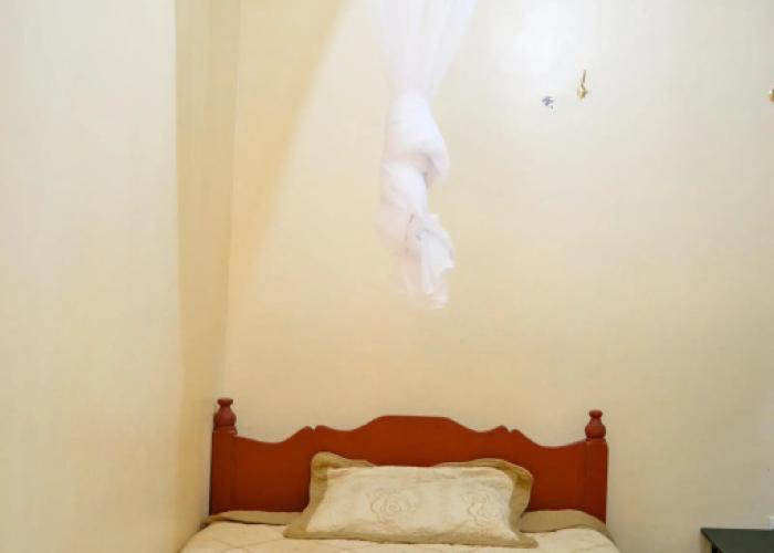 Saboti Hotel