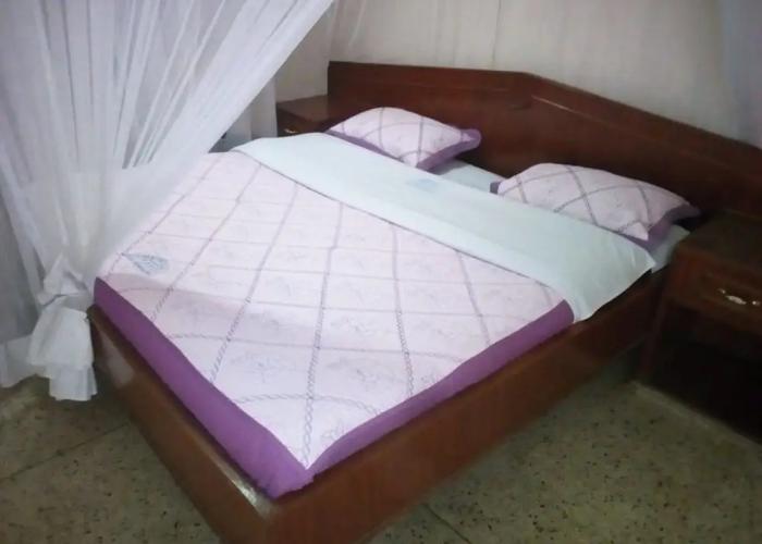 Wambuku Hotel