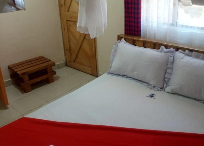 Escarpment Motel - Adults Only