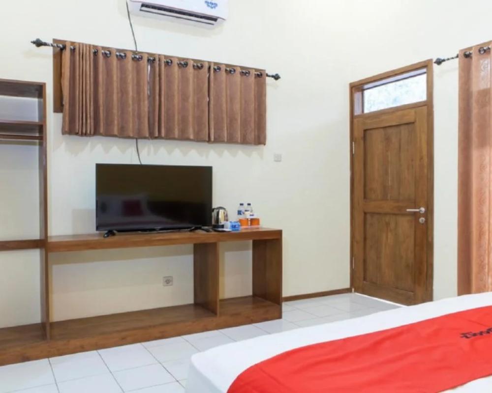 RedDoorz near Baluran National Park