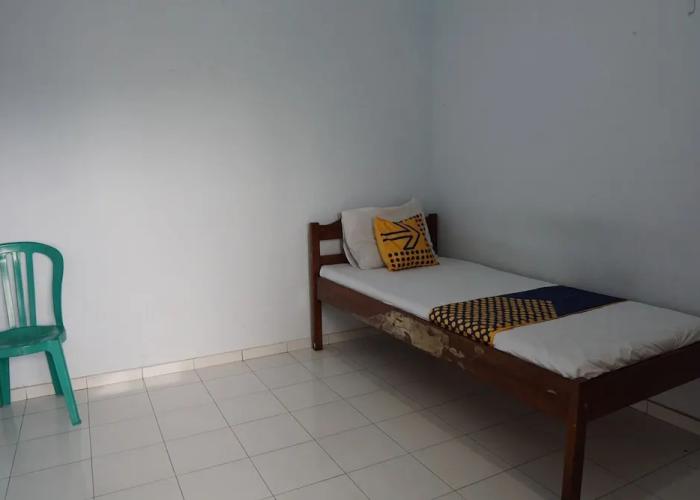 SPOT ON 92665 Yoko Kost Syariah