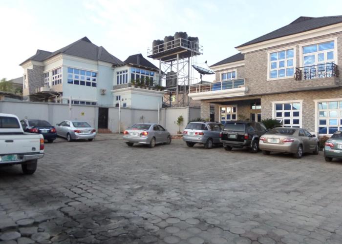 Alheri Suites