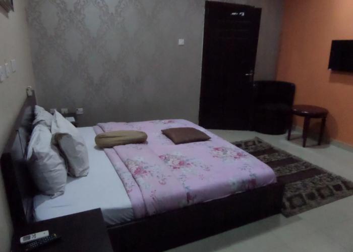 Alheri Suites