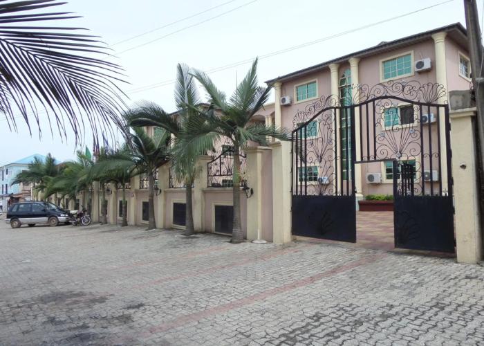 Brighton Hotel and Suites